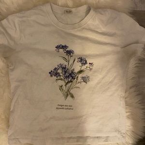 Brandy Melville Cropped Flower Tee
